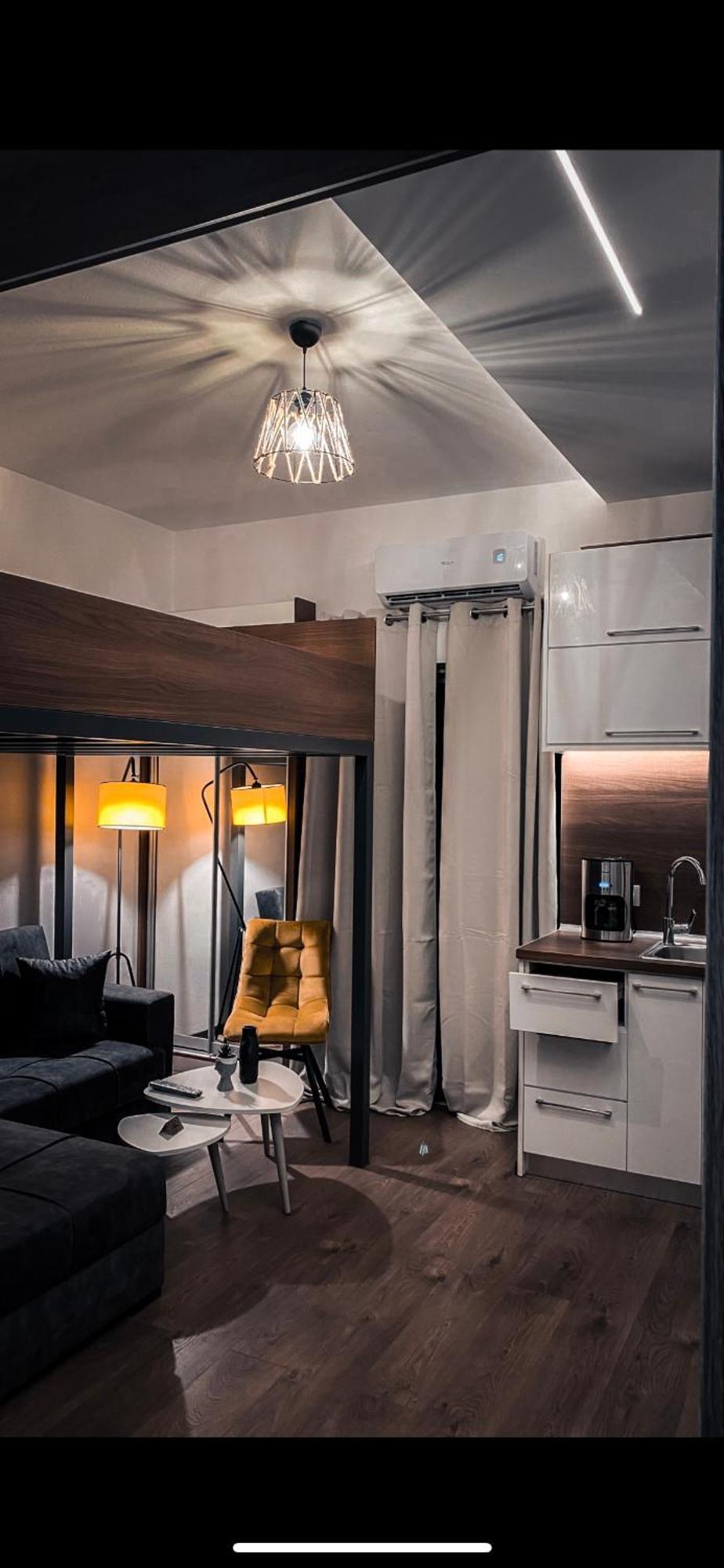 Modern Tiny House In Βόλος Εξωτερικό φωτογραφία